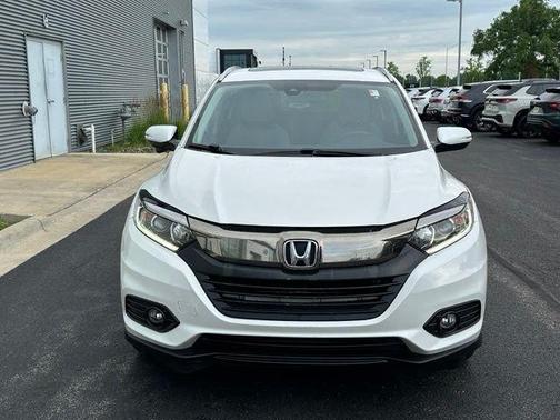 Platinum White Pearl 2022 Honda HR-V EX