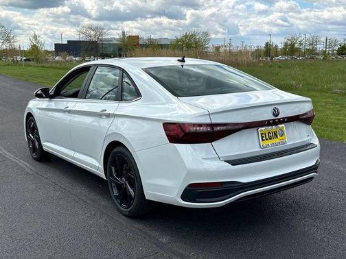 Opal White Pearl 2026 Volkswagen Jetta 1.5T SE