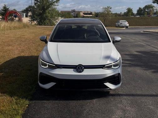 2024 Volkswagen Golf R 2.0T