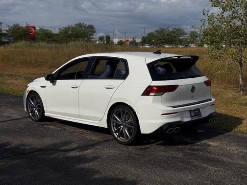 2024 Volkswagen Golf R 2.0T