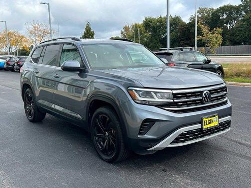 Platinum Gray Metallic 2023 Volkswagen Atlas 3.6L SE w/Technology