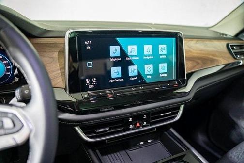 2025 Volkswagen Atlas 2.0T SE