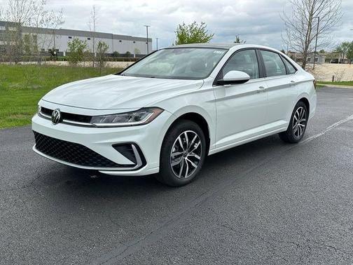 White 2026 Volkswagen Jetta 1.5T SE