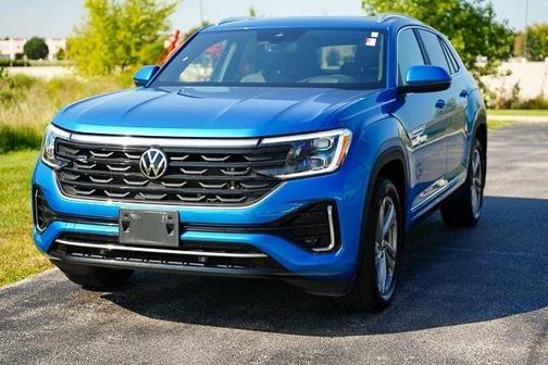 2024 Volkswagen Atlas Cross Sport 2.0T SEL R-Line