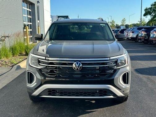 Gray 2026 Volkswagen Atlas 2.0T Peak Edition