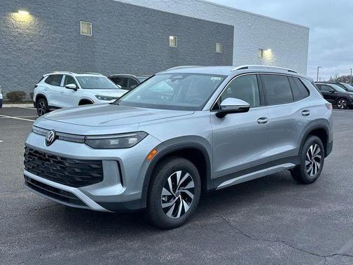 Pyrite Silver Metallic 2026 Volkswagen Tiguan 2.0T S