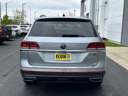 Pyrite Silver Metallic 2023 Volkswagen Atlas 3.6L SE w/Technology