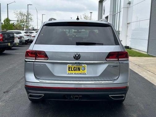 Pyrite Silver Metallic 2023 Volkswagen Atlas 3.6L SE w/Technology