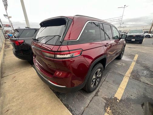 2024 Jeep Grand Cherokee 4xe Base