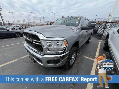 2023 RAM 2500 Tradesman Crew Cab 4x4 6'4' Box