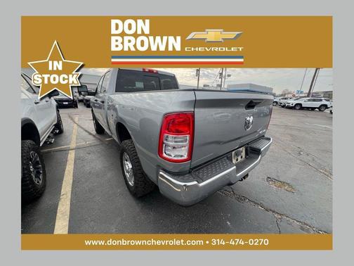 2023 RAM 2500 Tradesman Crew Cab 4x4 6'4' Box