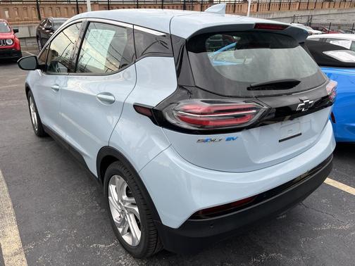 2022 Chevrolet Bolt EV FWD 1LT