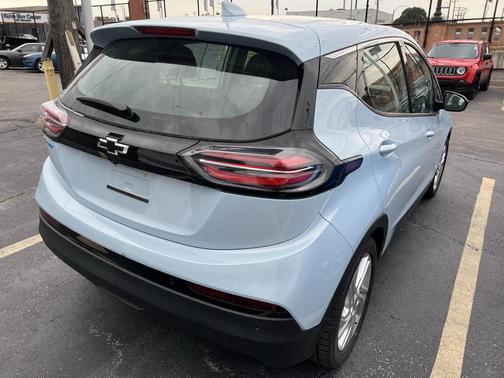 2022 Chevrolet Bolt EV FWD 1LT