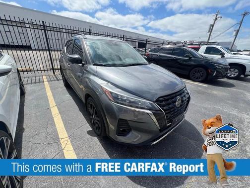 Gun Metallic 2021 Nissan Kicks SR