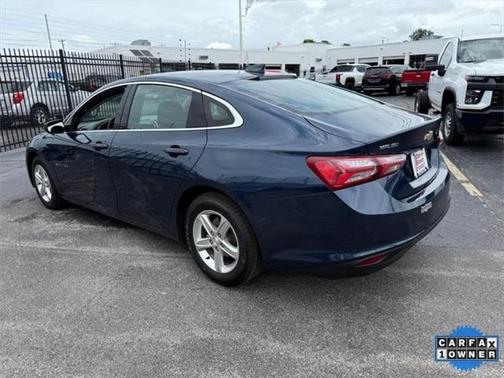 2022 Chevrolet Malibu FWD LT