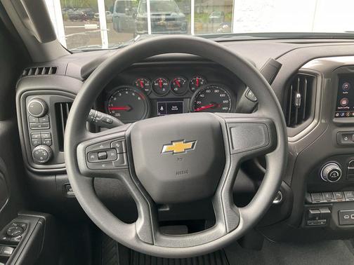 2025 Chevrolet Silverado 2500 Custom