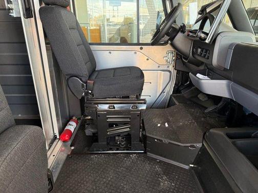 2025 Chevrolet BrightDrop 400 400