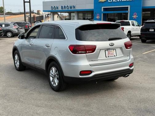 2020 Kia Sorento LX