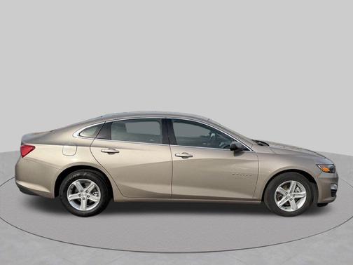 Mineral Gray Metallic 2024 Chevrolet Malibu FWD 1LT
