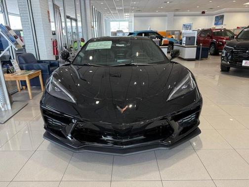 2026 Chevrolet Corvette Stingray w/2LT