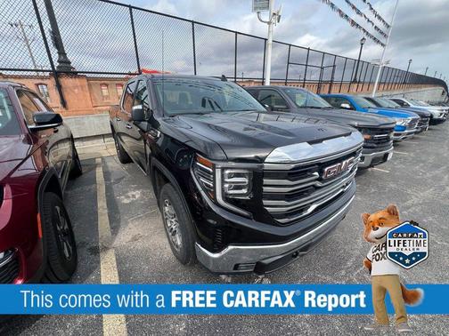 2025 GMC Sierra 1500 SLT