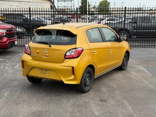 2022 Mitsubishi Mirage ES