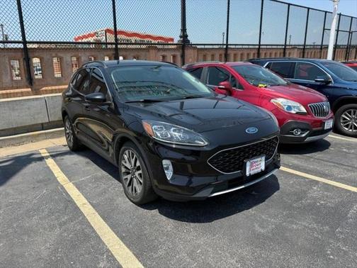 2020 Ford Escape Titanium