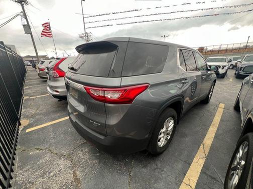 Satin Steel Metallic 2020 Chevrolet Traverse LS