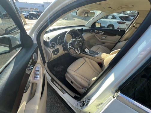 2020 Mercedes-Benz GLC 300 4MATIC