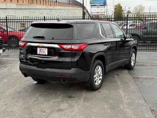 2021 Chevrolet Traverse LS