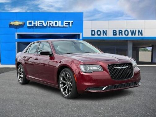 2018 Chrysler 300 Touring