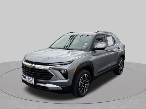 Sterling Gray Metallic 2025 Chevrolet Trailblazer LT