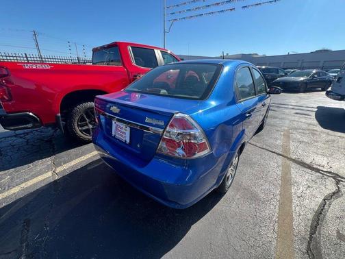 Bright Blue 2010 Chevrolet Aveo LT