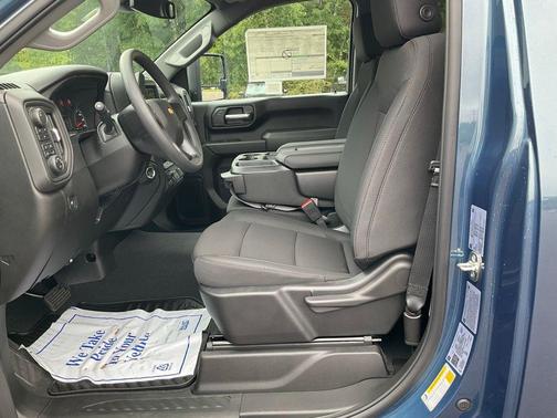 2026 Chevrolet Silverado 3500 WT