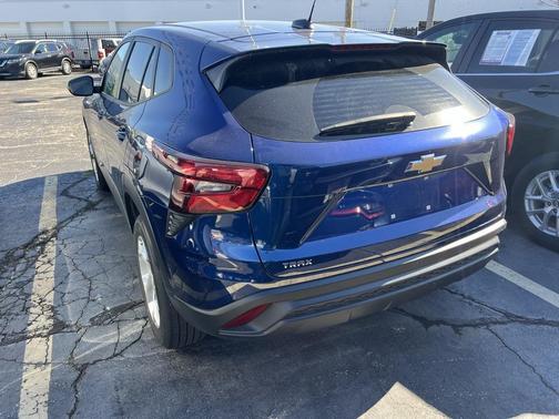2024 Chevrolet Trax LS