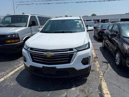 2023 Chevrolet Traverse LT Cloth