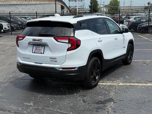 2023 GMC Terrain AWD AT4
