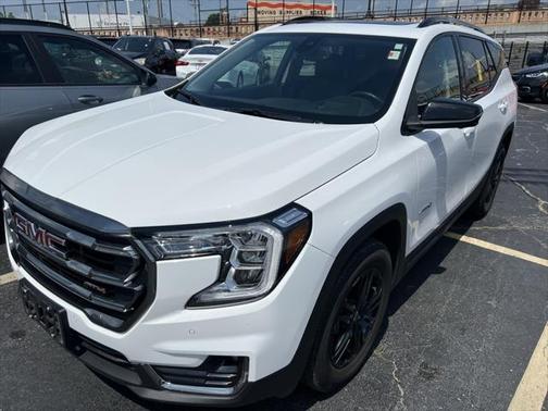 2023 GMC Terrain AWD AT4