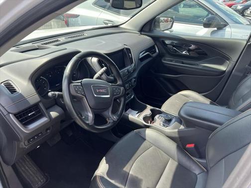 2023 GMC Terrain AWD AT4