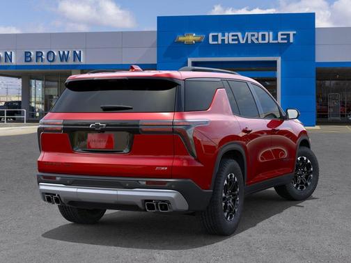 Radiant Red Tintcoat 2027 Chevrolet Traverse AWD Z71
