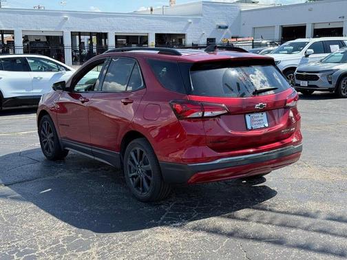 2022 Chevrolet Equinox FWD RS