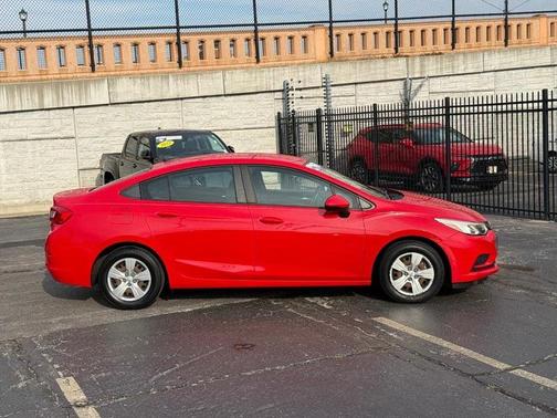 2017 Chevrolet Cruze LS