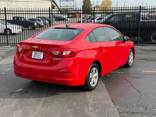 2017 Chevrolet Cruze LS