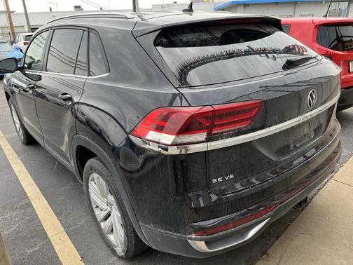 2022 Volkswagen Atlas Cross Sport 3.6L V6 SE w/Technology