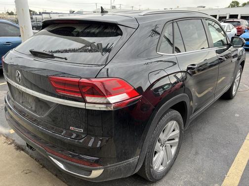 2022 Volkswagen Atlas Cross Sport 3.6L V6 SE w/Technology