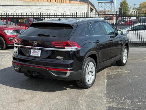 2022 Volkswagen Atlas Cross Sport 3.6L V6 SE w/Technology