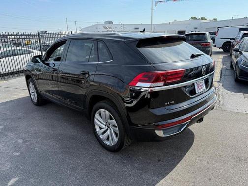 2022 Volkswagen Atlas Cross Sport 3.6L V6 SE w/Technology