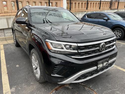 2022 Volkswagen Atlas Cross Sport 3.6L V6 SE w/Technology