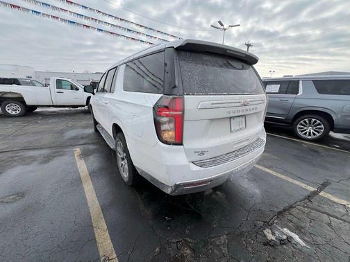2021 Chevrolet Suburban LT