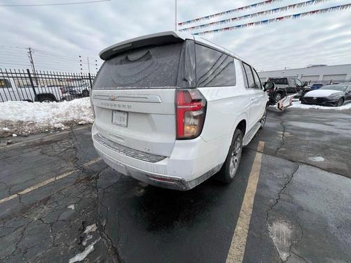2021 Chevrolet Suburban LT